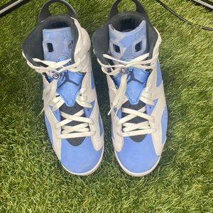 Jordan 6 UNC